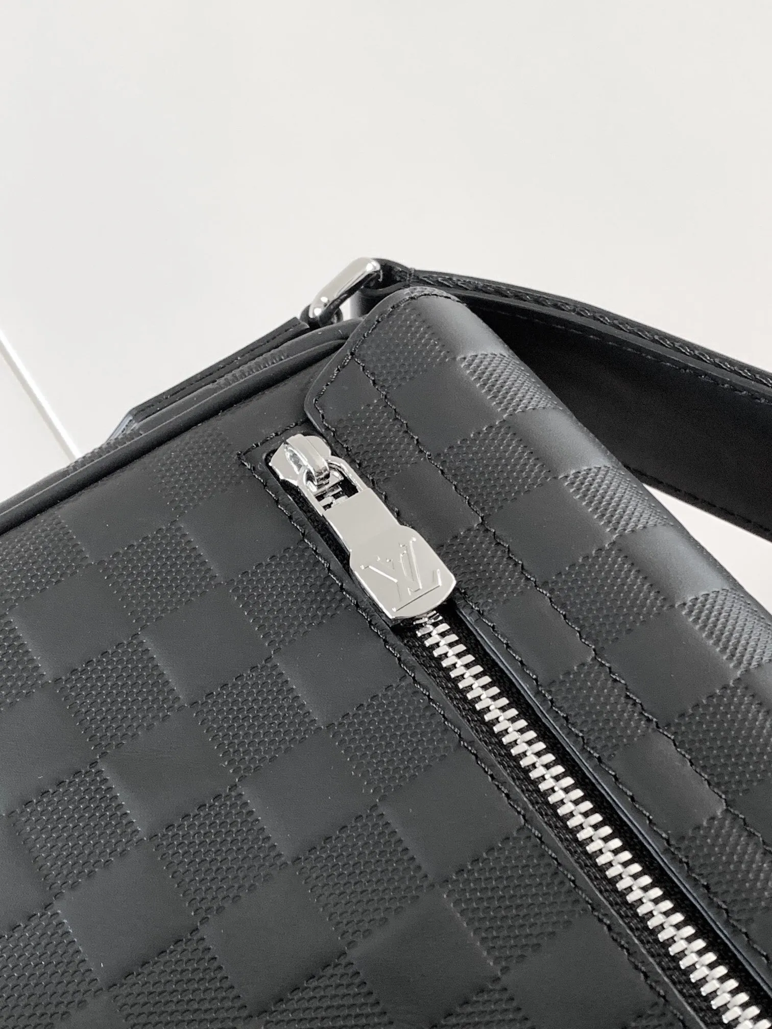 All categories 💚 Top version men’s bags 💚 LV 2024 official website new LV crossbody bag
