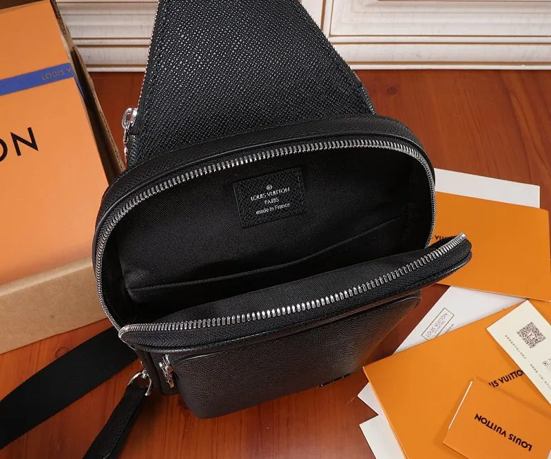 All categories 💚 Top version men’s bags 💚 LV 2023 new LV chest bag