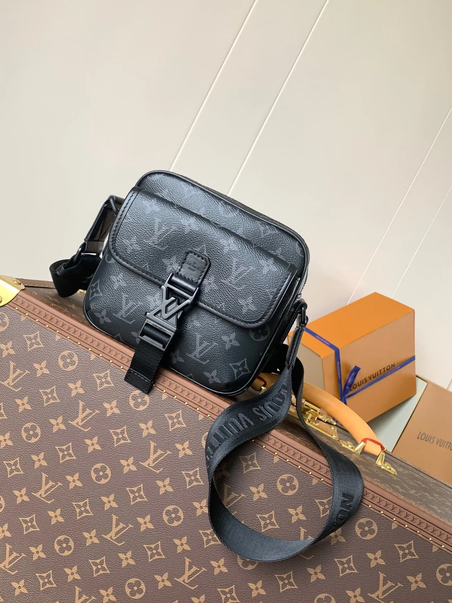 All categories 💚 Top version men’s bags 💚 LV 2024 official website new LV crossbody bag