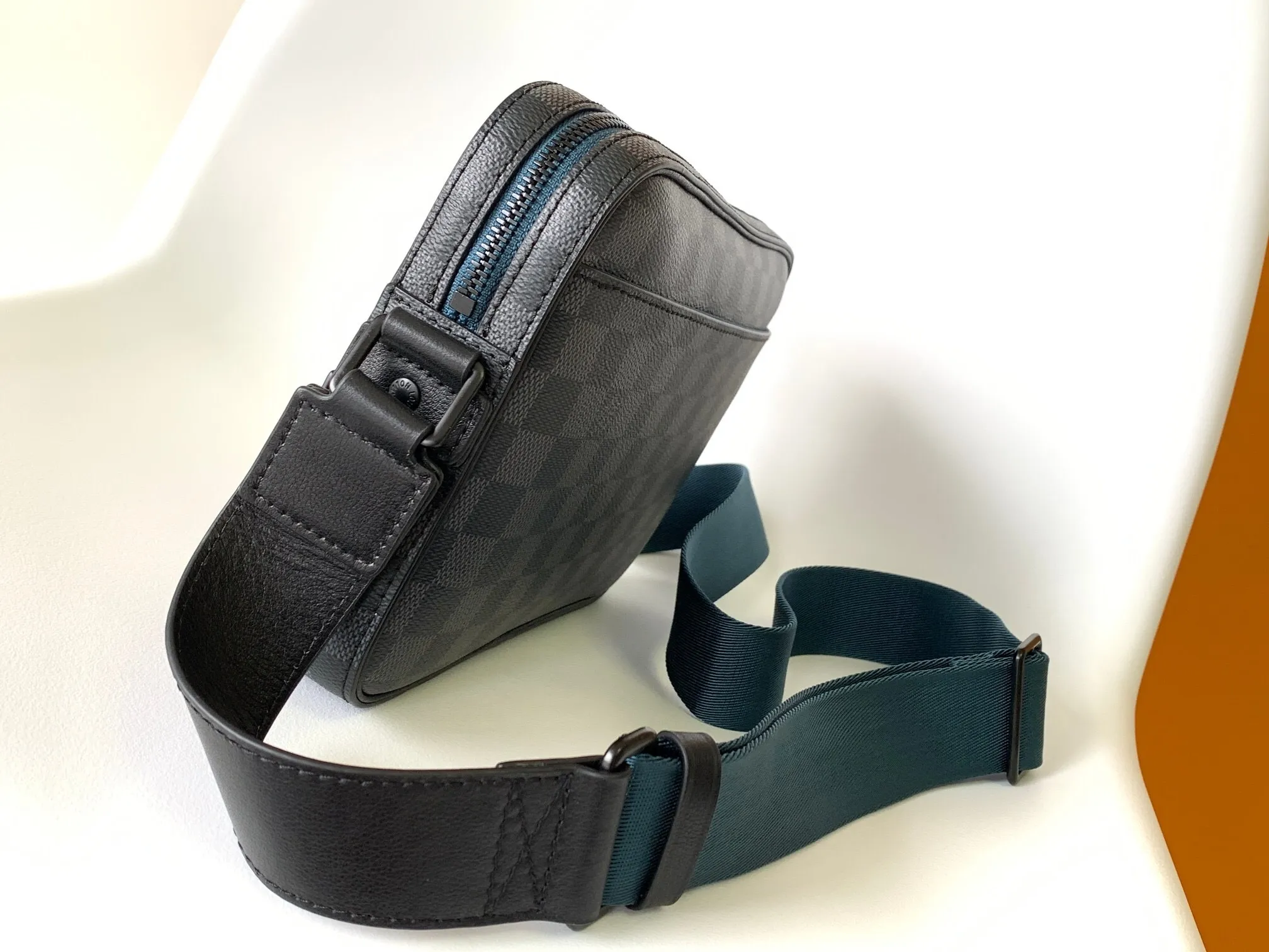 All categories 💚 Top version men’s bags 💚 LV 2025 official website new LV crossbody bag