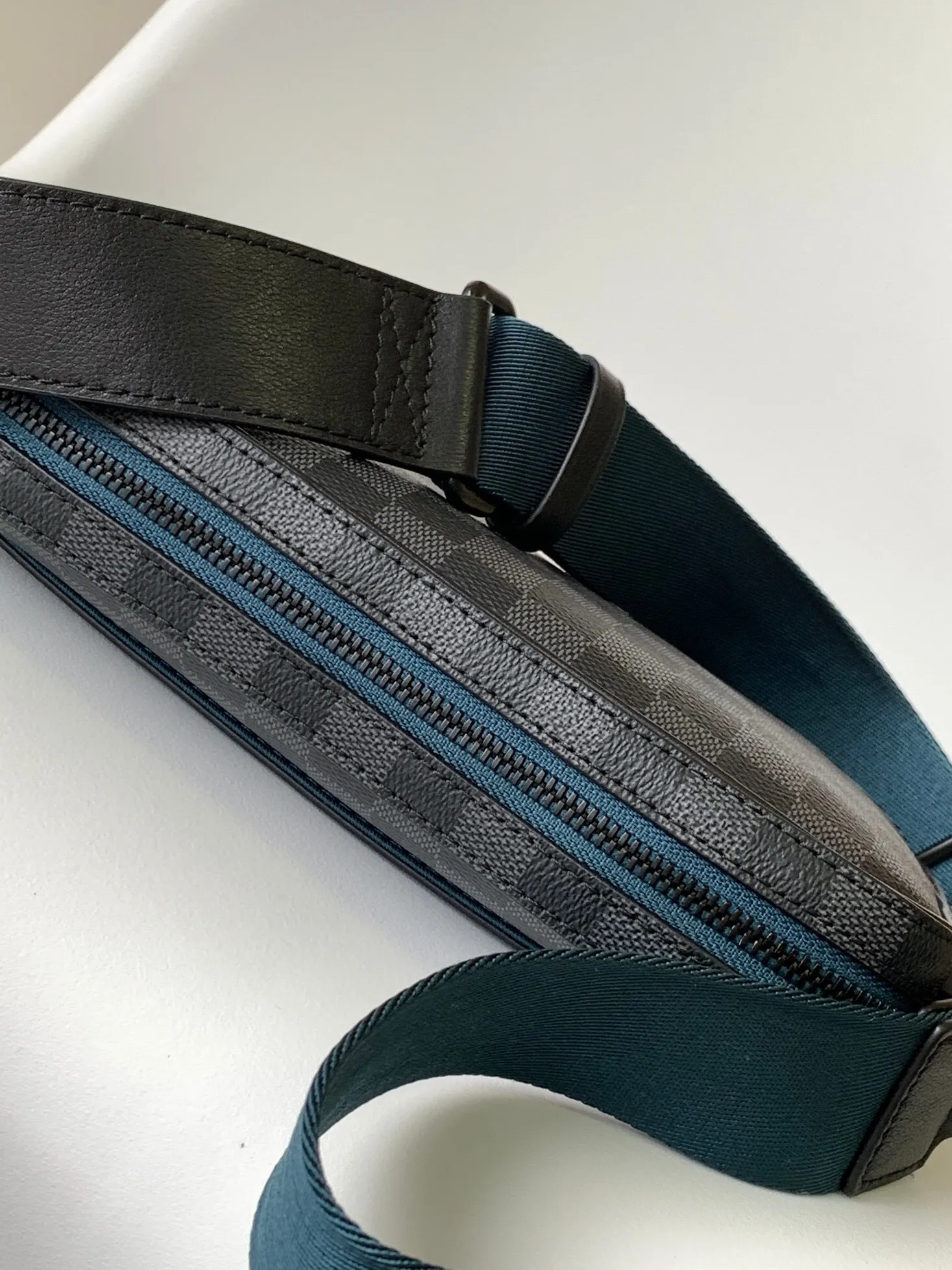All categories 💚 Top version men’s bags 💚 LV 2025 official website new LV crossbody bag