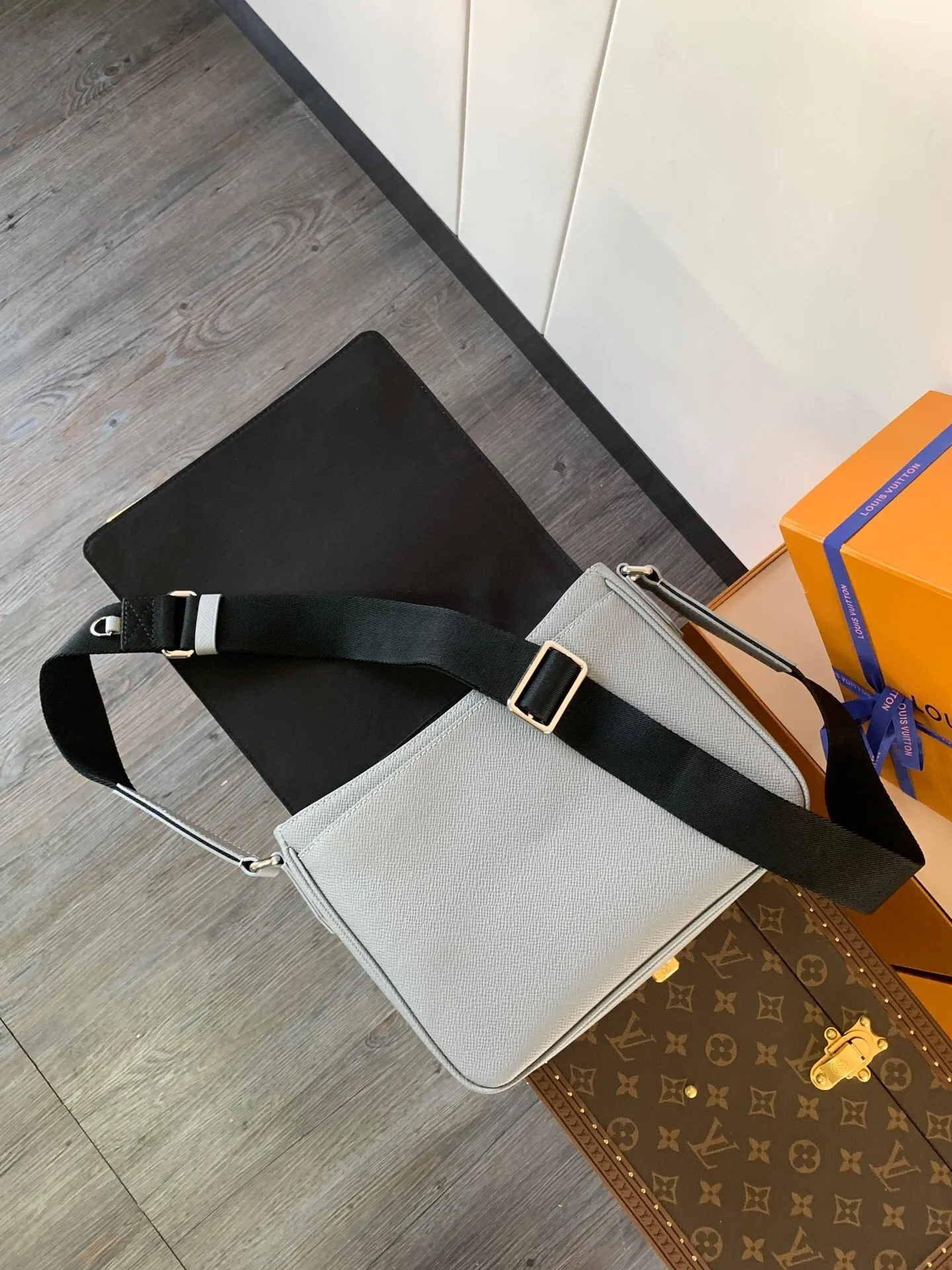 All categories 💚 Top version men’s bags 💚 LV 2024 official website new LV crossbody bag