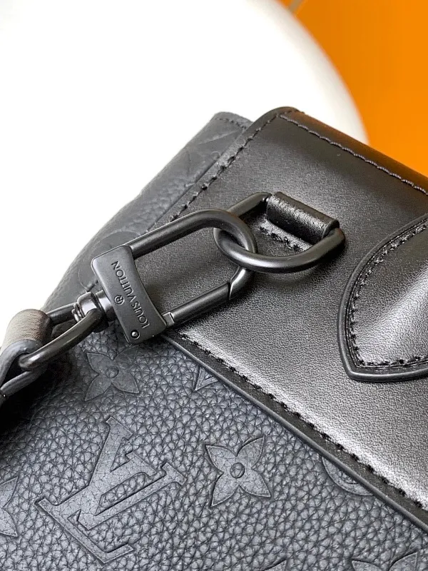 All categories 💚 Top version men’s bags 💚 LV 2025 official website new LV crossbody bag