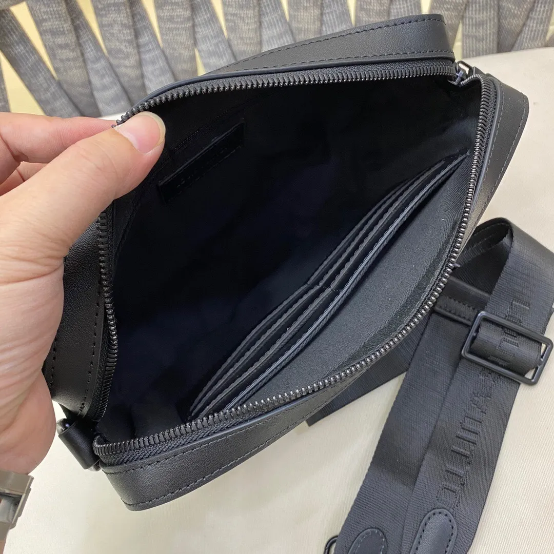 All categories 💚 Top version men’s bags 💚 LV 2024 new LV crossbody bag