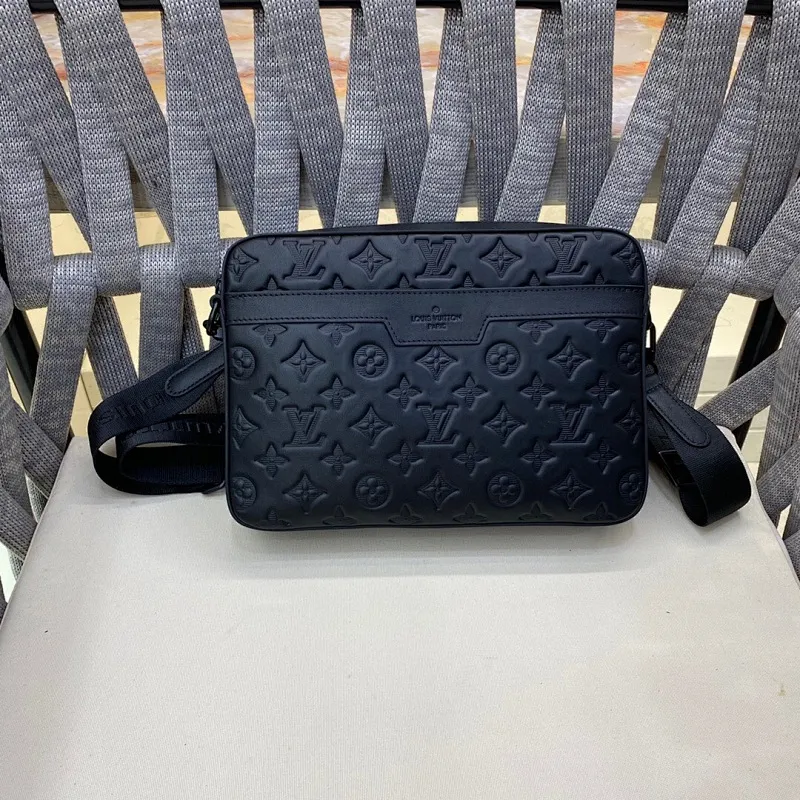 All categories 💚 Top version men’s bags 💚 LV 2024 new LV crossbody bag