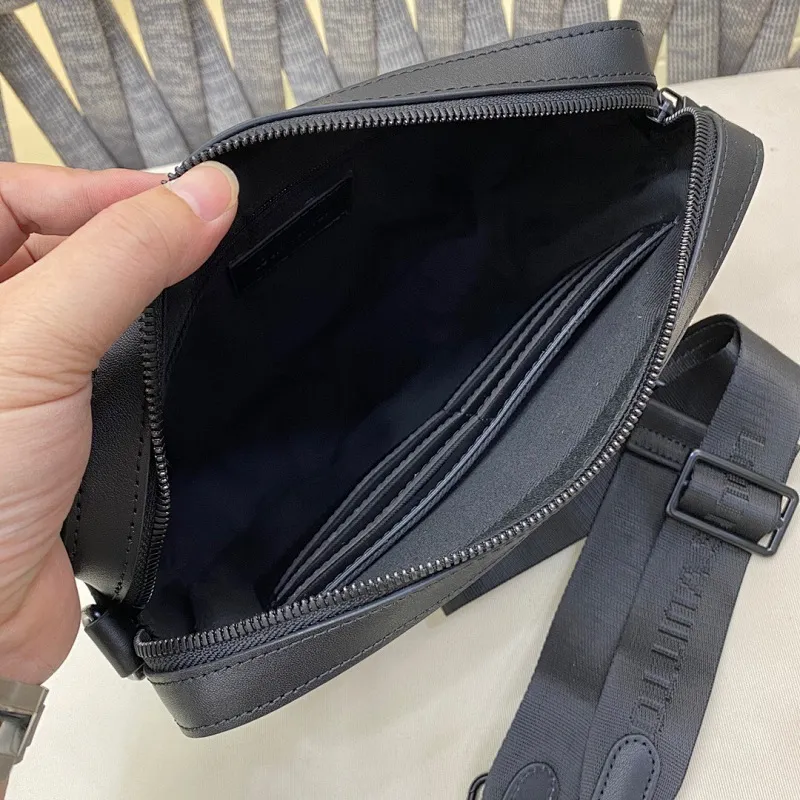 All categories 💚 Top version men’s bags 💚 LV 2024 new LV crossbody bag