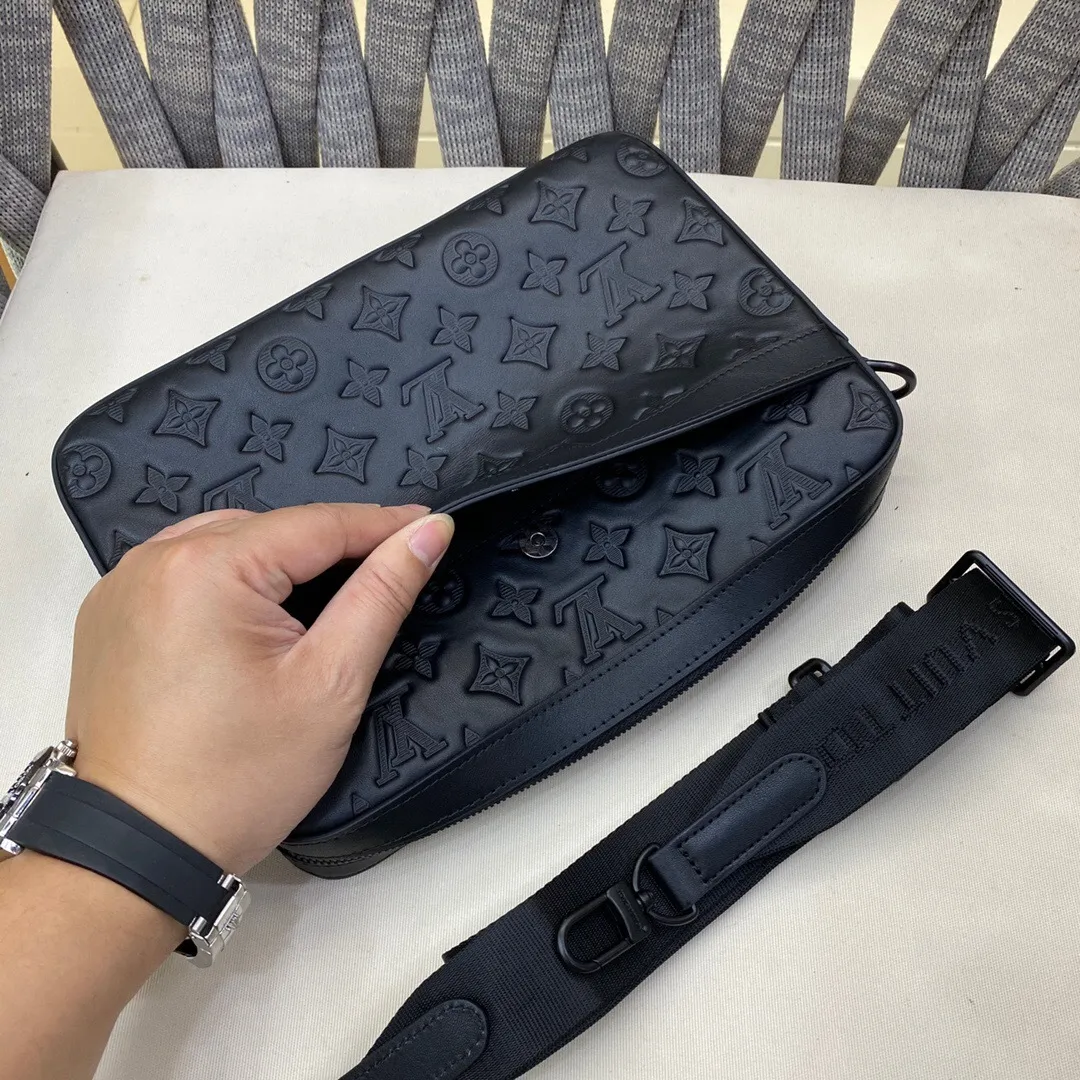 All categories 💚 Top version men’s bags 💚 LV 2024 new LV crossbody bag