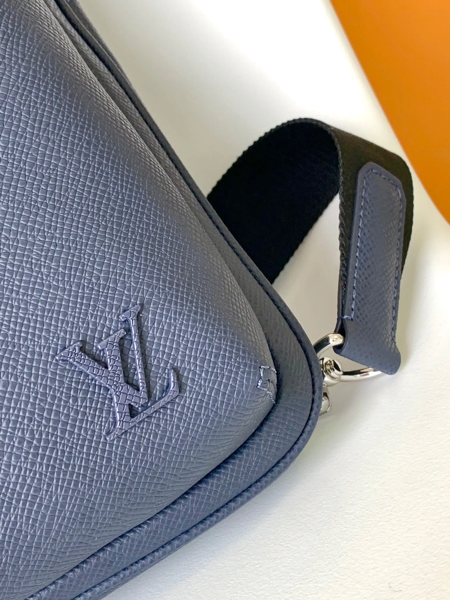 All categories 💚 Top version men’s bags 💚 LV 2025 official website new LV chest bag