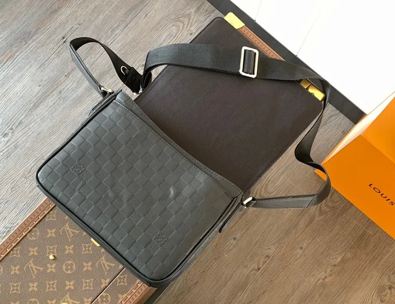 All categories 💚 Top version men’s bags 💚 LV 2024 official website new LV crossbody bag
