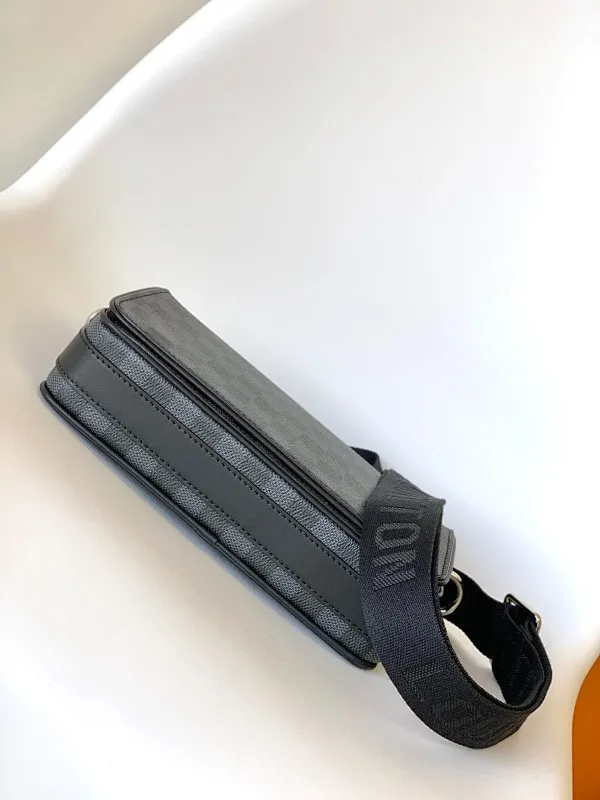 All categories 💚 Top version men’s bags 💚 LV 2023 new LV crossbody bag