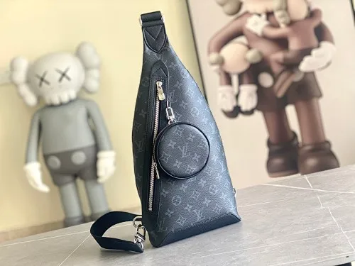 All categories 💚 Top version men’s bags 💚 LV 2024 official website new LV chest bag