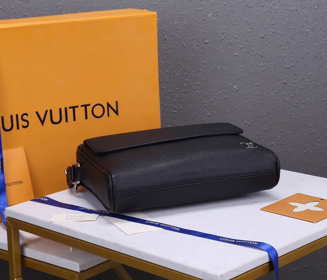 All categories 💚 Top version men's bag 💚 LV 58002500 2023 official LV crossbody bag LV men's crossbody bag 21.5-24-4.5