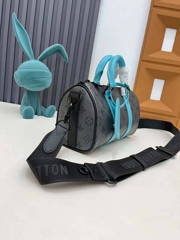 All categories 💚 Top version men’s bags 💚 LV 2024 official website new LV crossbody bag