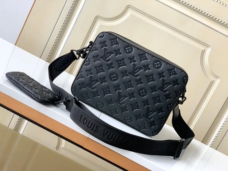 All categories 💚 Top version men’s bags 💚 LV 2024 new LV crossbody bag