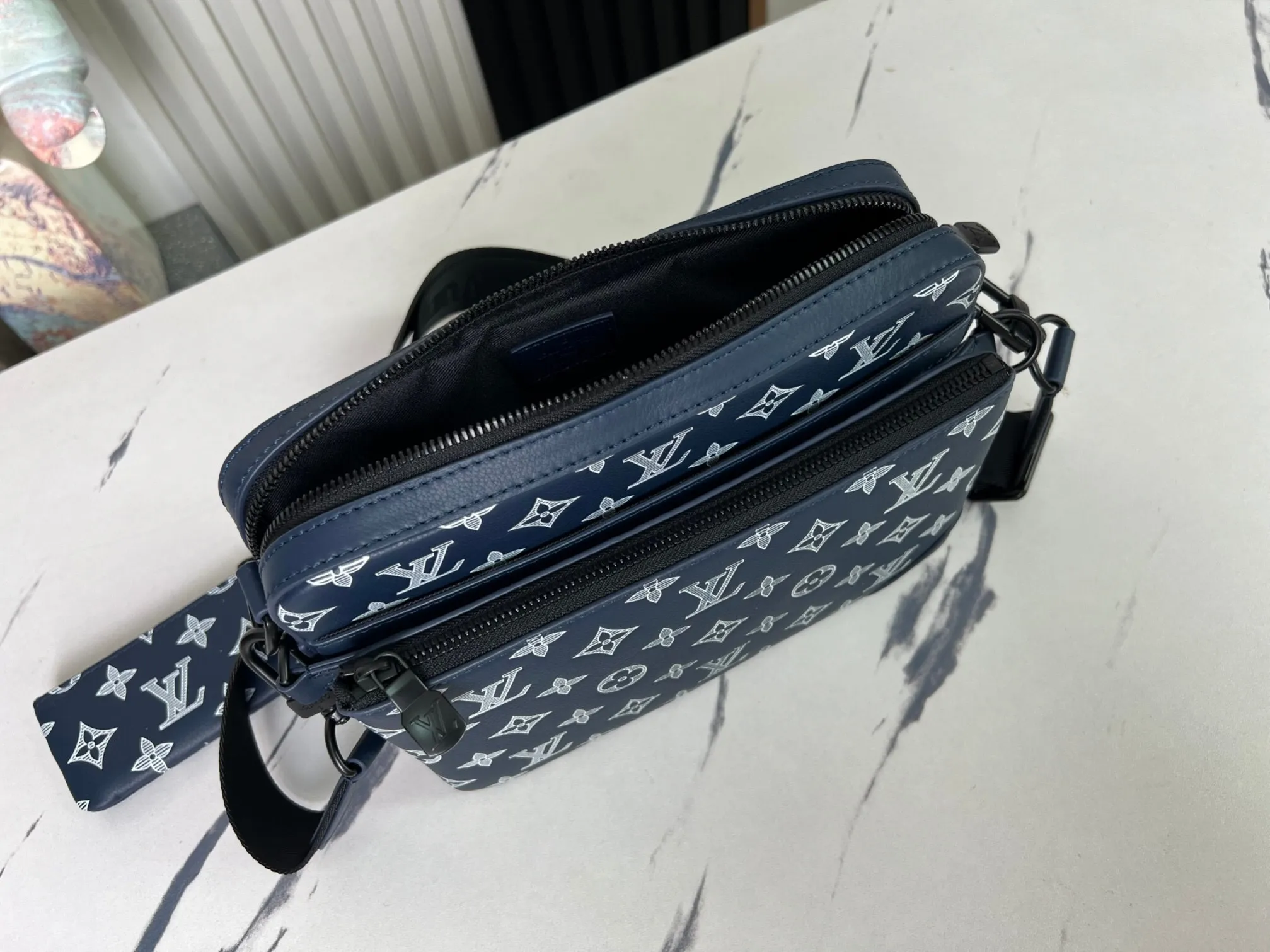 All categories 💚 Top version men’s bags 💚 LV 2024 official website new LV crossbody bag
