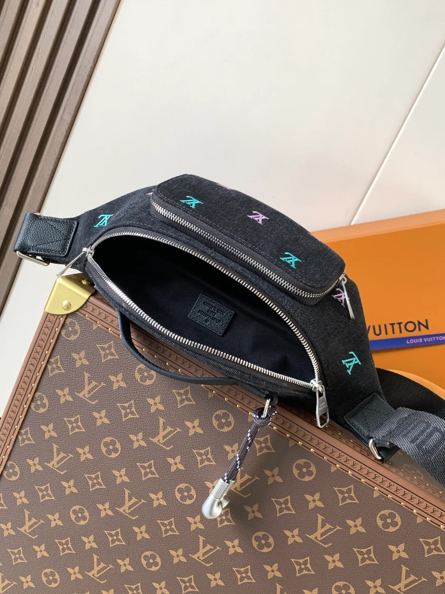 All categories 💚 Top version men’s bags 💚 LV 2025 new LV waist bag
