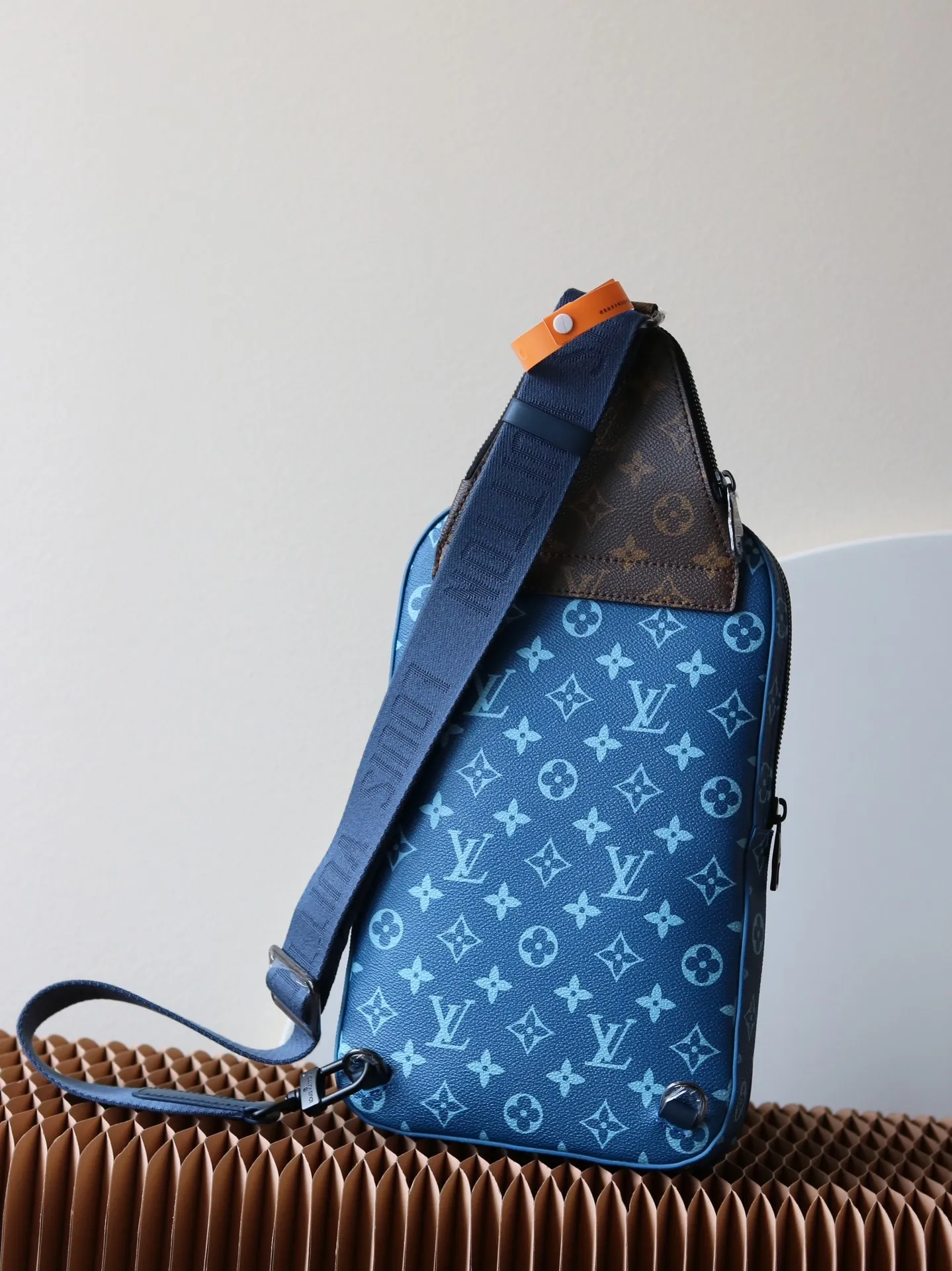 All categories 💚 Top version men’s bags 💚 LV 2023 new LV chest bag