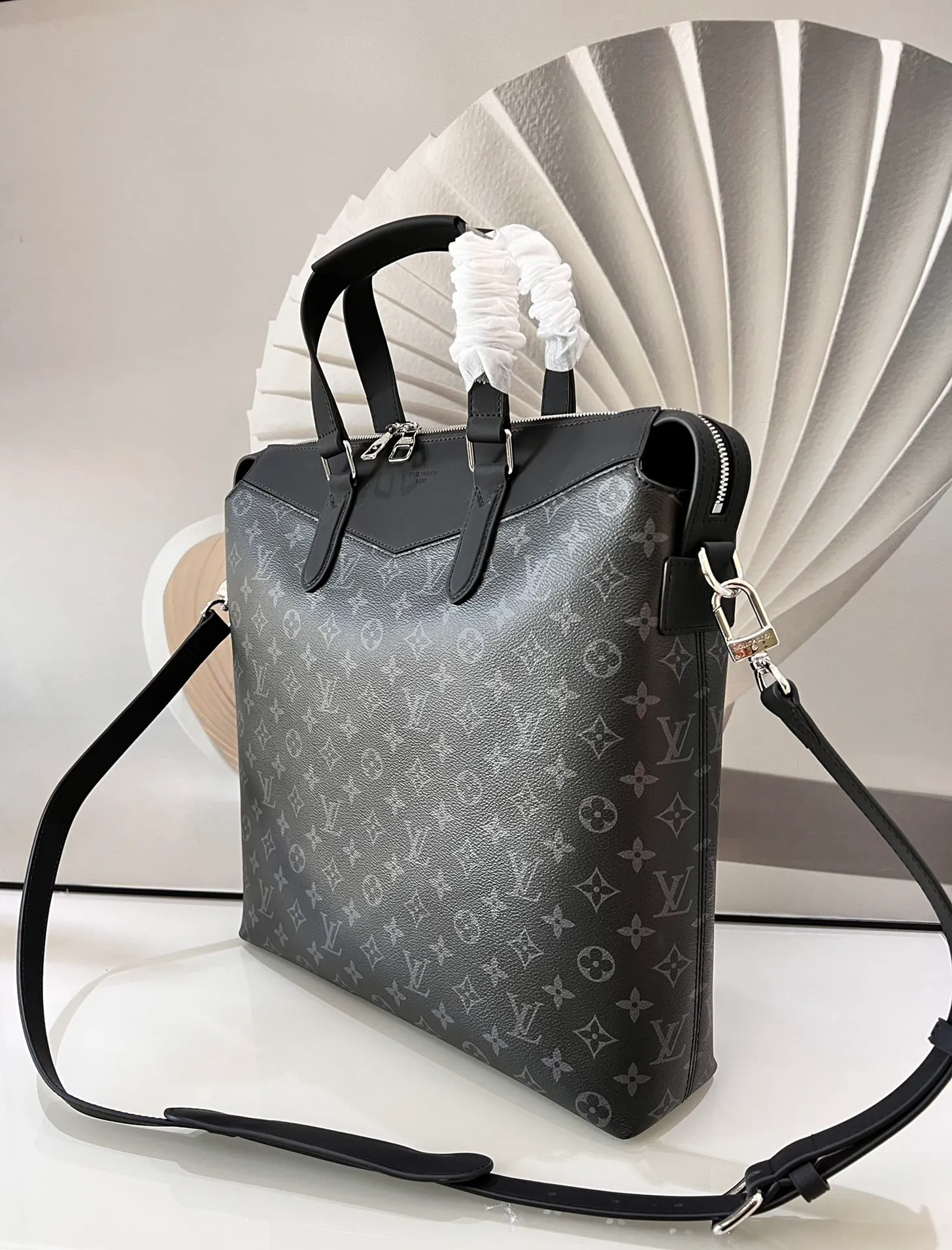 All categories 💚 Top version men’s bags 💚 LV 2024 new LV crossbody bag