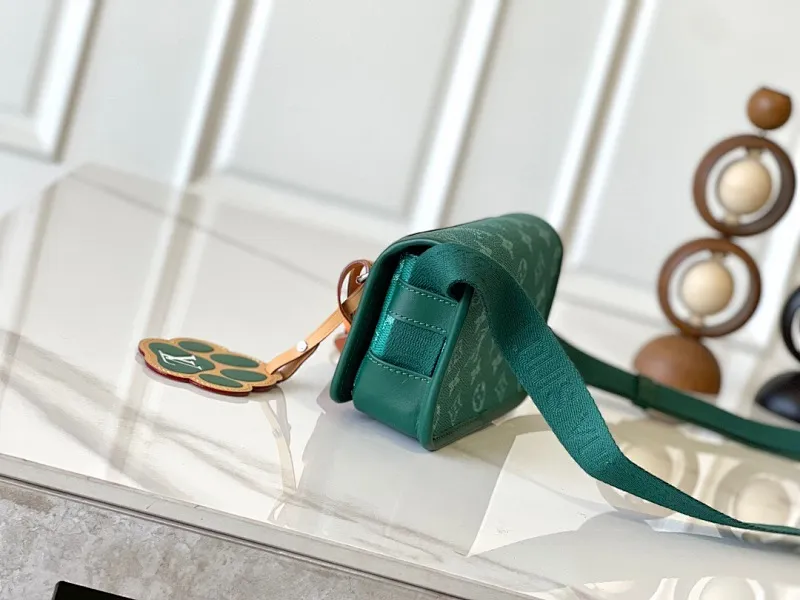 All categories 💚 Top version men’s bags 💚 LV 2025 official website new LV crossbody bag