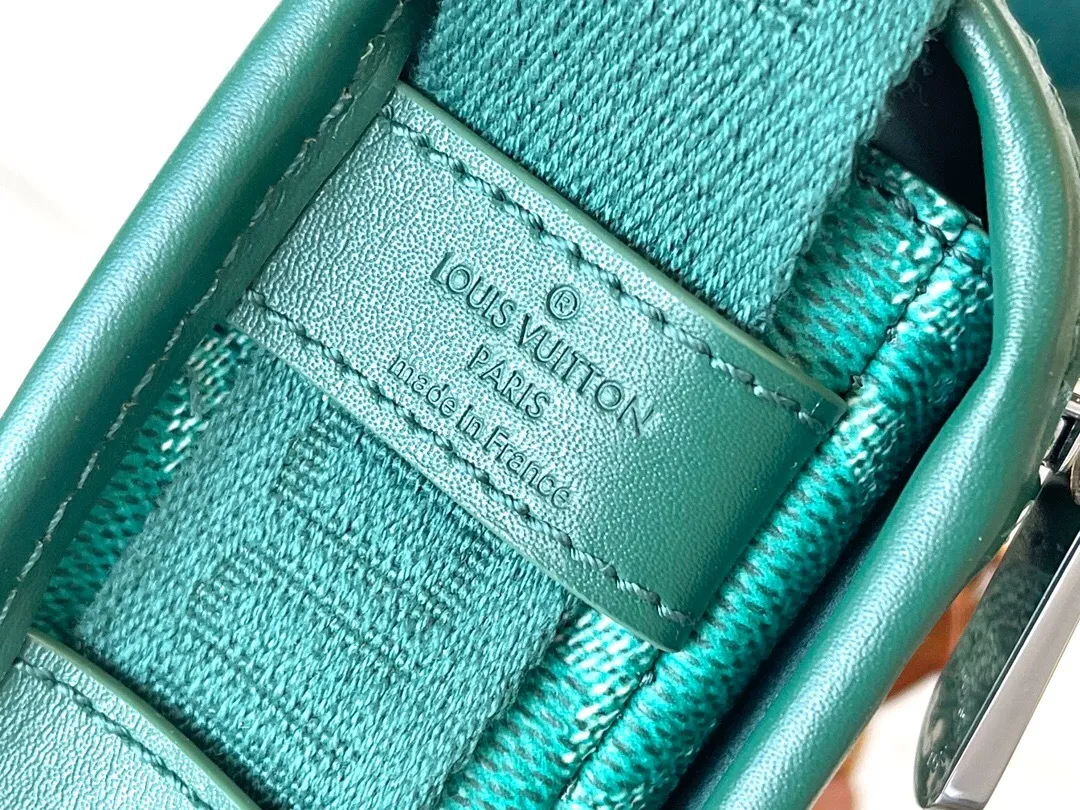 All categories 💚 Top version men’s bags 💚 LV 2025 official website new LV crossbody bag
