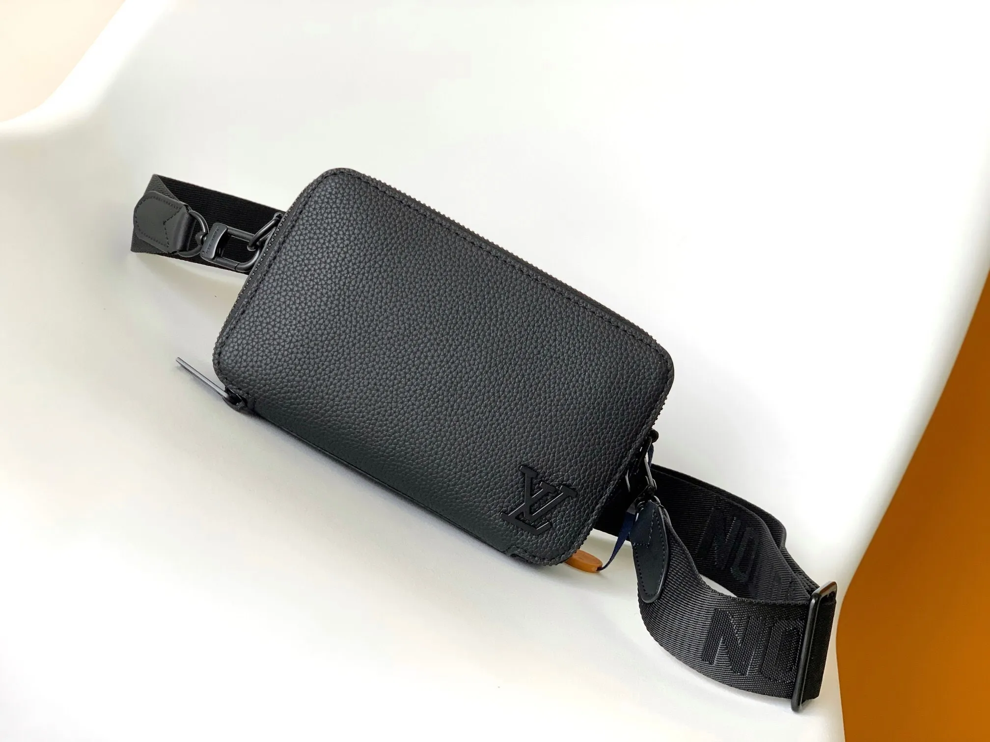 All categories 💚 Top version men’s bags 💚 LV 2024 official website new LV crossbody bag