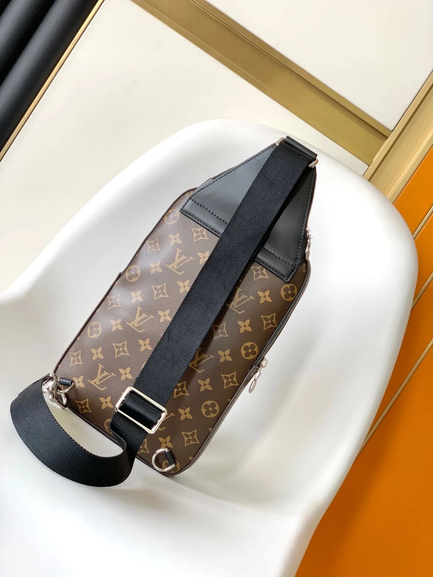 All categories 💚 Top version men’s bags 💚 LV 2025 official website new LV chest bag