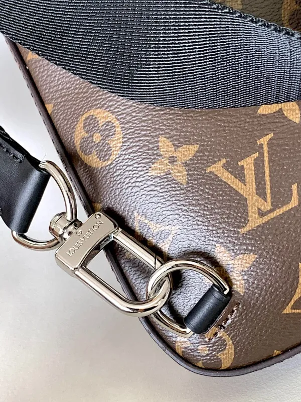 All categories 💚 Top version men’s bags 💚 LV 2025 official website new LV chest bag