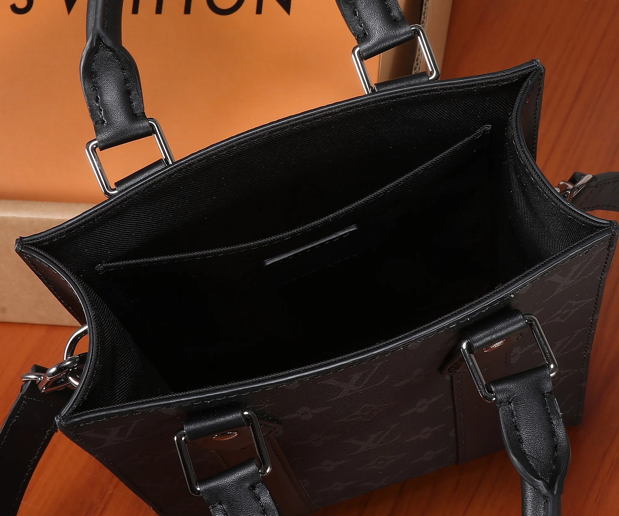 All categories 💚 Top version men’s bags 💚 LV 2023 new LV crossbody bag