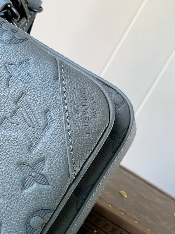 All categories 💚 Top version men’s bags 💚 LV 2024 official website new LV crossbody bag