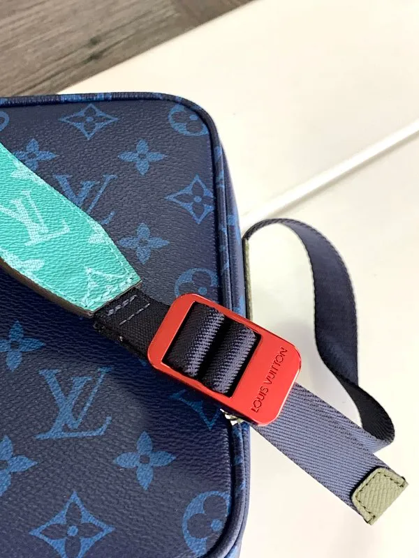 All categories 💚 Top version men’s bags 💚 LV 2024 new LV crossbody bag