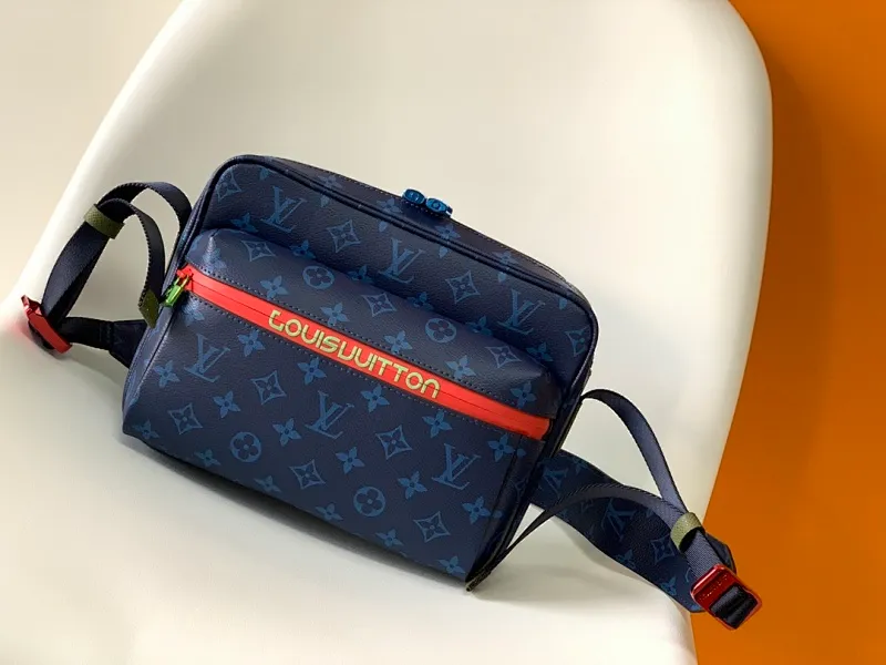 All categories 💚 Top version men’s bags 💚 LV 2024 new LV crossbody bag