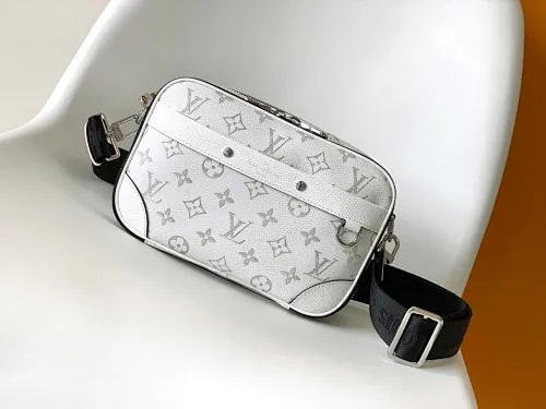 All categories 💚 Top version men’s bags 💚 LV 2024 official website new LV crossbody bag