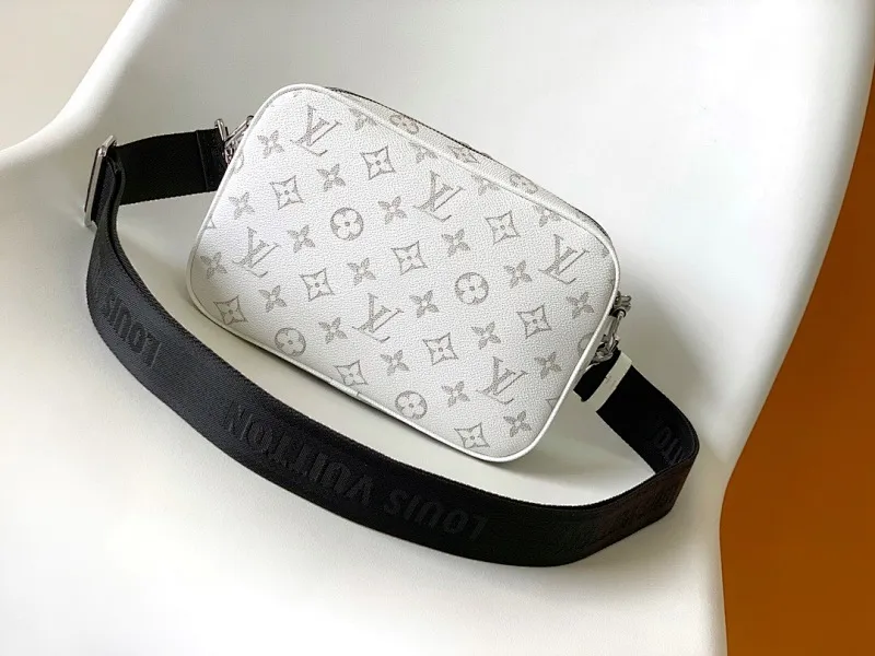 All categories 💚 Top version men’s bags 💚 LV 2024 official website new LV crossbody bag