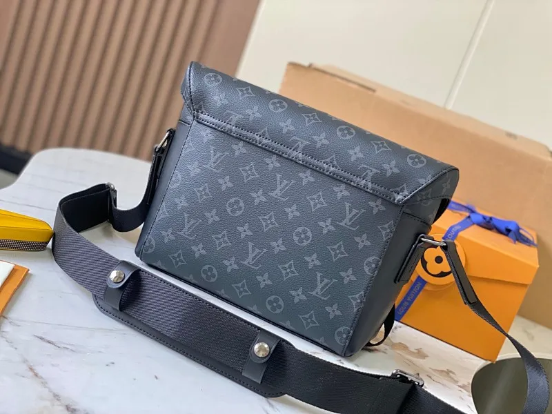 All categories 💚 Top version men’s bags 💚 LV 2024 new LV crossbody bag