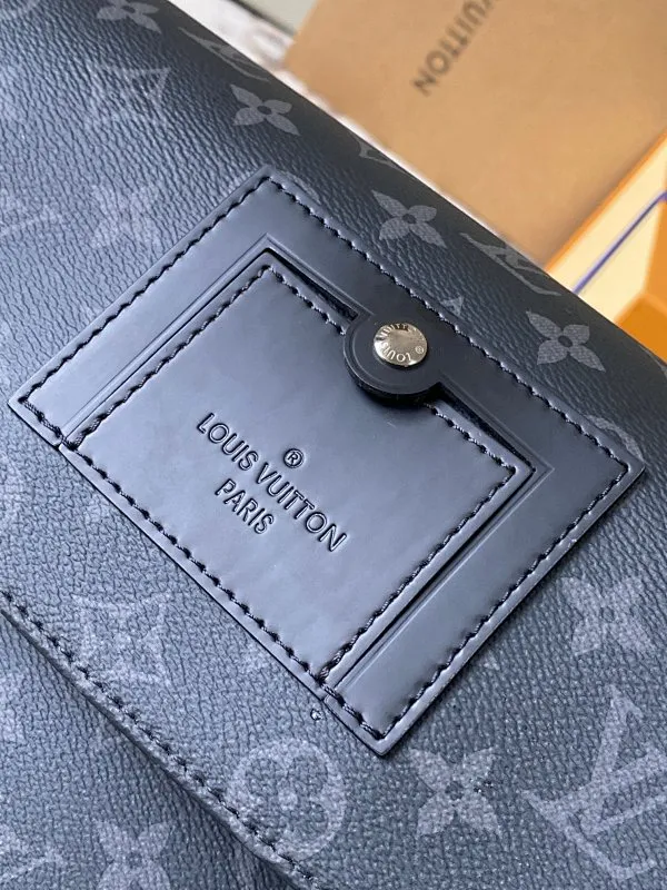 All categories 💚 Top version men’s bags 💚 LV 2024 new LV crossbody bag