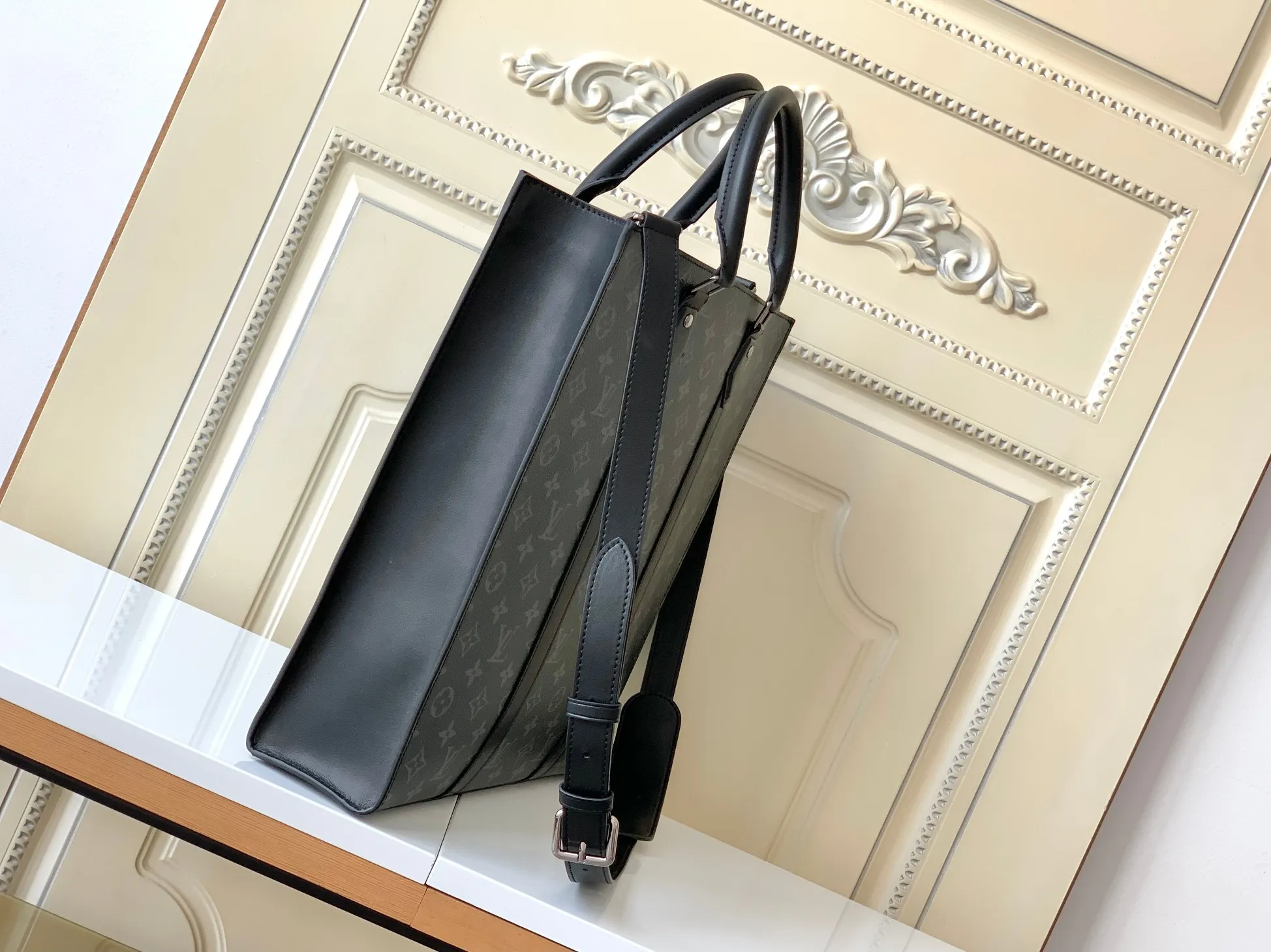 All categories 💚 Top version men’s bags 💚 LV 2024 new LV crossbody bag