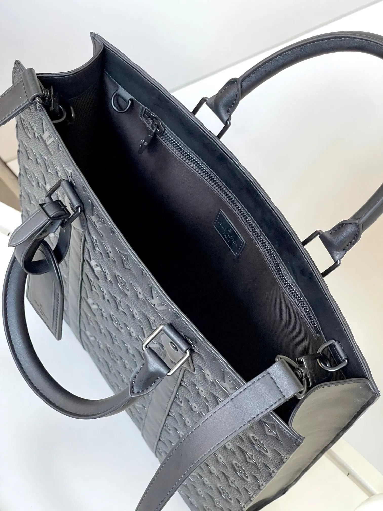 All categories 💚 Top version men’s bags 💚 LV 2024 official website new LV briefcase