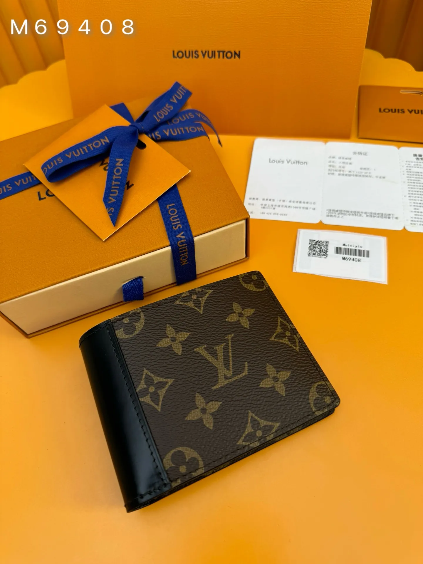 M69408 "Special Duty Free" ♻️[Official special edition·First-class material·All-steel hardware·Anti-counterfeiting chip·Full set of packaging] This Multiple wallet is made of Monogram Macassar material to reproduce the slim design. It can accommodate banknotes, credit cards, business cards, receipts and other items while being able to be put into the pocket. It uses the concept of contemporary pragmatism to define the method of carrying daily necessities, and it is also a good gift choice. 11.5X9X1.5cm💰460