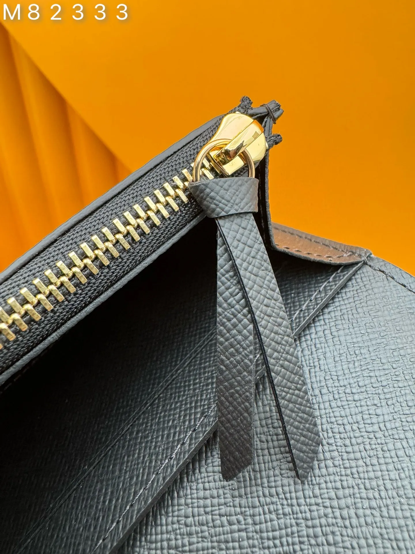 M82333 "Special Duty Free" ♻️ [Official special edition·First-class material·All-steel hardware·French chips·Full set of packaging] This Rosalie coin purse is made of Monogram and Monogram Reverse canvas, with a rounded flap opened by an inscribed snap button, and equipped with an inner patch pocket, a zippered coin pocket, a card compartment and a rear patch pocket. 11x8x2.5cm 💰480