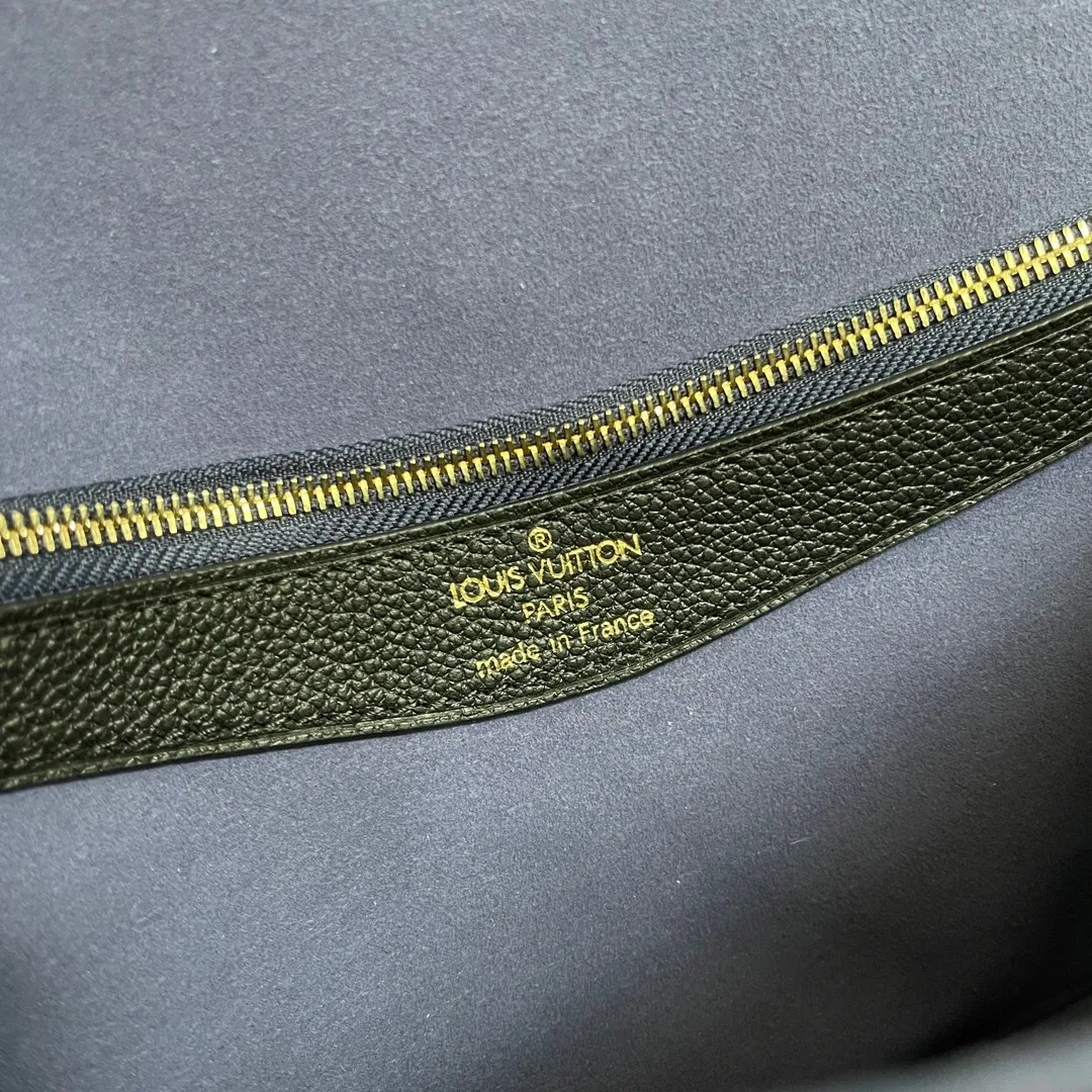 All Categories Official Website "Brand Women's Bags" Women's Bags 💙 LV 2025 New LV Crossbody Bag