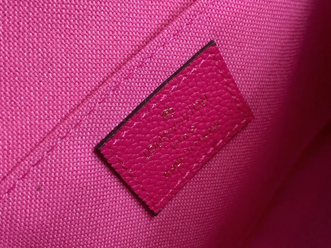 All categories Official website "Brand Women's Bags" Women's Bags 💙 LV replica LV, fine imitation LV bags, LV shoulder bags, 2023 official latest version LV crossbody bag, bag factory, original material, size: 21-12-3CM