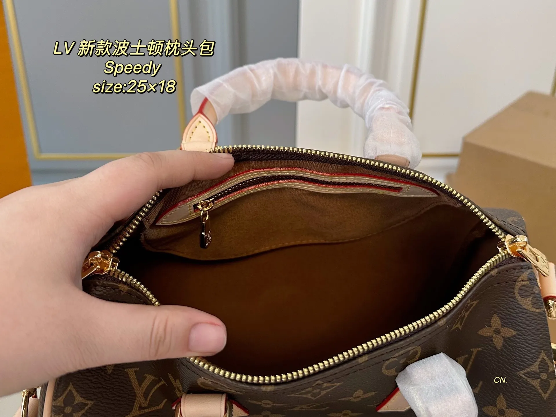 All categories Official website "Brand Women's Bags" Women's Bags 💙 LV 2025 new LV speedy Boston pillow bag