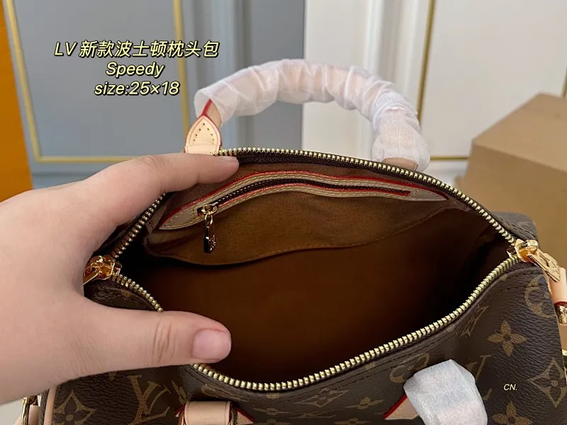 All categories Official website "Brand Women's Bags" Women's Bags 💙 LV 2025 new LV speedy Boston pillow bag