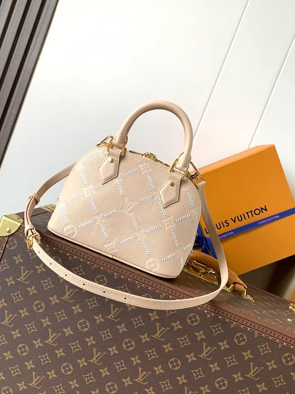 All Categories Official Website "Brand Women's Bags" Women's Bags 💙 LV 2026 New LV Crossbody Bag