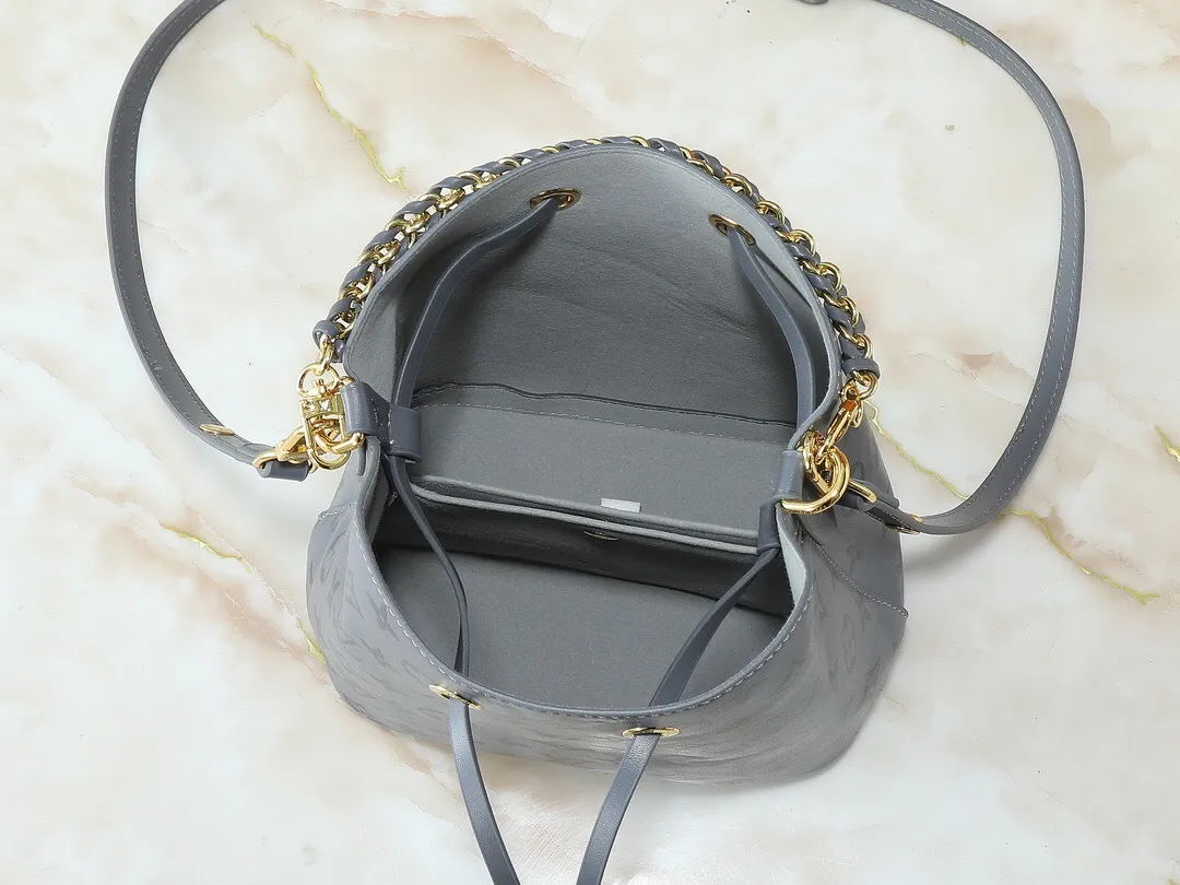 All Categories Official Website "Brand Women's Bags" Women's Bags 💙 LV 2025 New LV Crossbody Bag