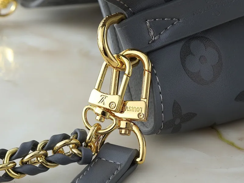 All Categories Official Website "Brand Women's Bags" Women's Bags 💙 LV 2025 New LV Crossbody Bag