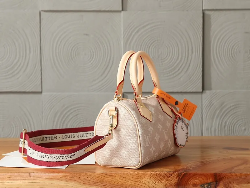 All Categories Official Website "Brand Women's Bags" Women's Bags 💙 LV LV 2026 New Crossbody Shoulder Bag