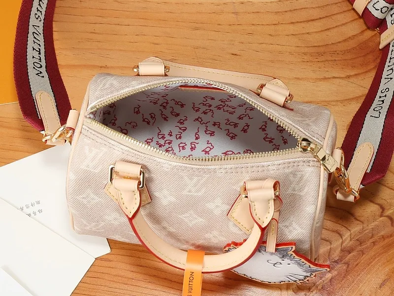 All Categories Official Website "Brand Women's Bags" Women's Bags 💙 LV LV 2026 New Crossbody Shoulder Bag