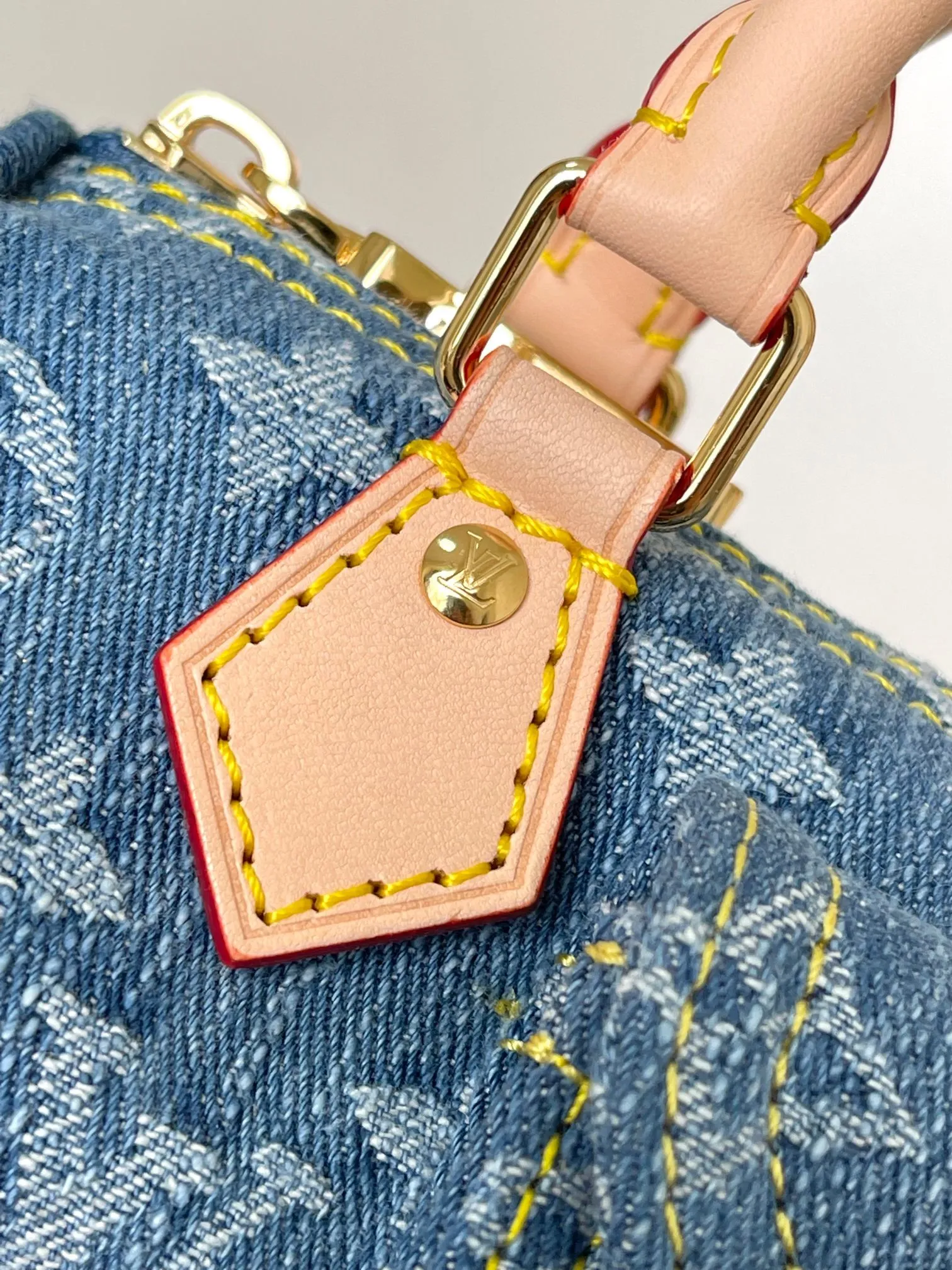 All Categories Official Website "Brand Women's Bags" Women's Bags 💙 LV 2026 New LV Crossbody Bag