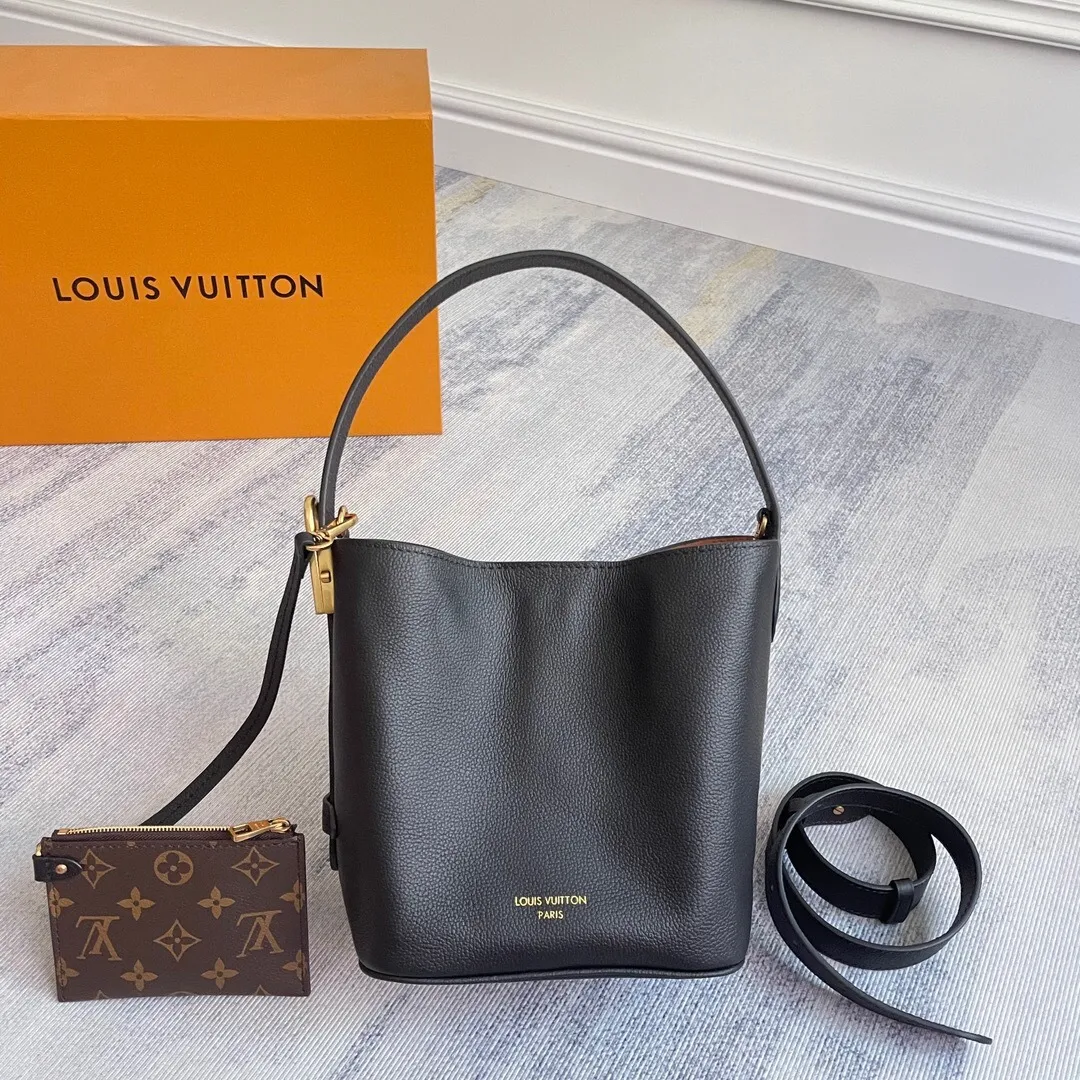 All Categories Official Website "Brand Women's Bags" Women's Bags 💙 LV 2025 New LV Crossbody Bag